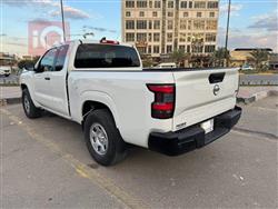 نيسان فرونتر